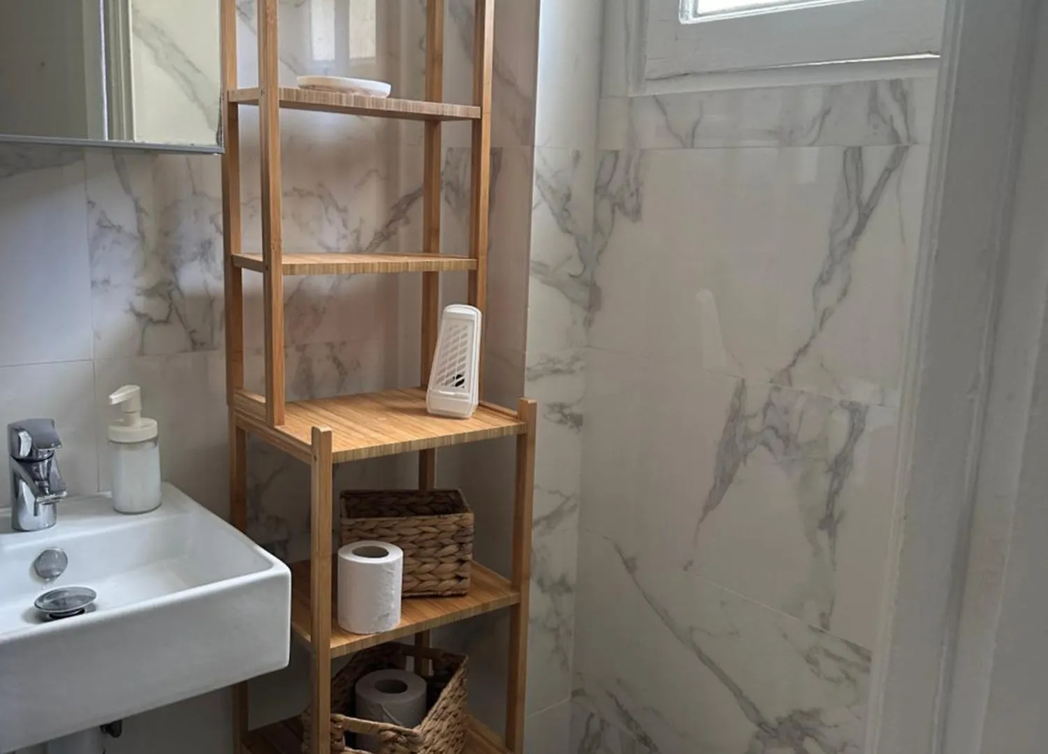 Contemporain Chic Apartmán *